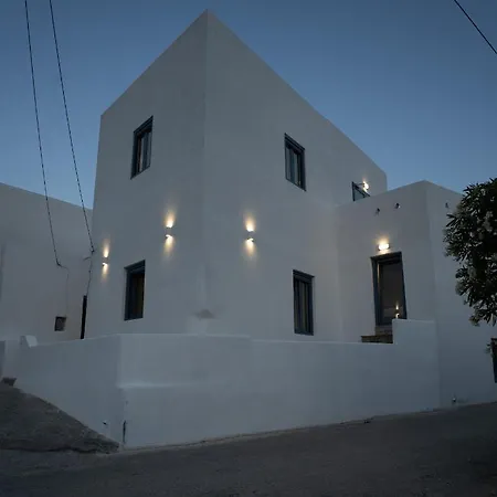Traditional White House For Groups * Dhragoulas