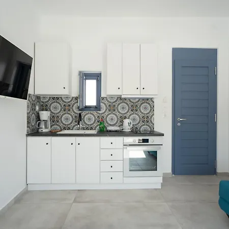 Traditional White House For Groups * Dhragoulas