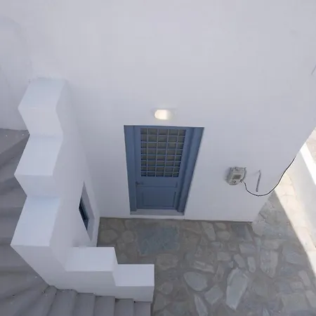 Traditional White House For Groups Hotel *